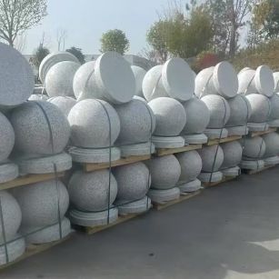 沈阳 白麻花岗岩石材圆球，石球，挡车球，隔离球，景观石球，风水球等