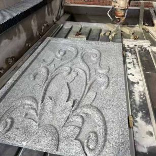 沈阳 白麻别墅干挂雕花板