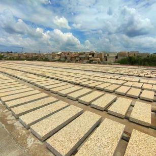 沈阳 黄金麻荔枝面花岗岩石材地铺石防护中