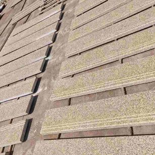 沈阳 黄金麻花岗岩光面楼梯踏步