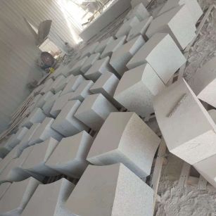 沈阳 白麻花岗岩异形坐凳