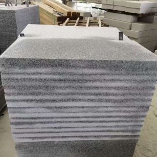 沈阳 芝麻白5公分火烧地铺成品，900*400，规格可定制