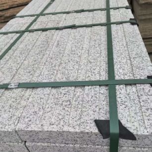 沈阳 白麻花岗岩直行盲道石，盲条，地铺石