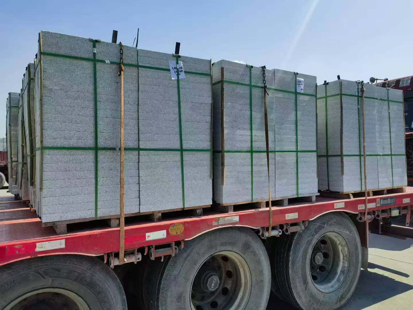 沈阳芝麻白花岗岩出货日常地铺石