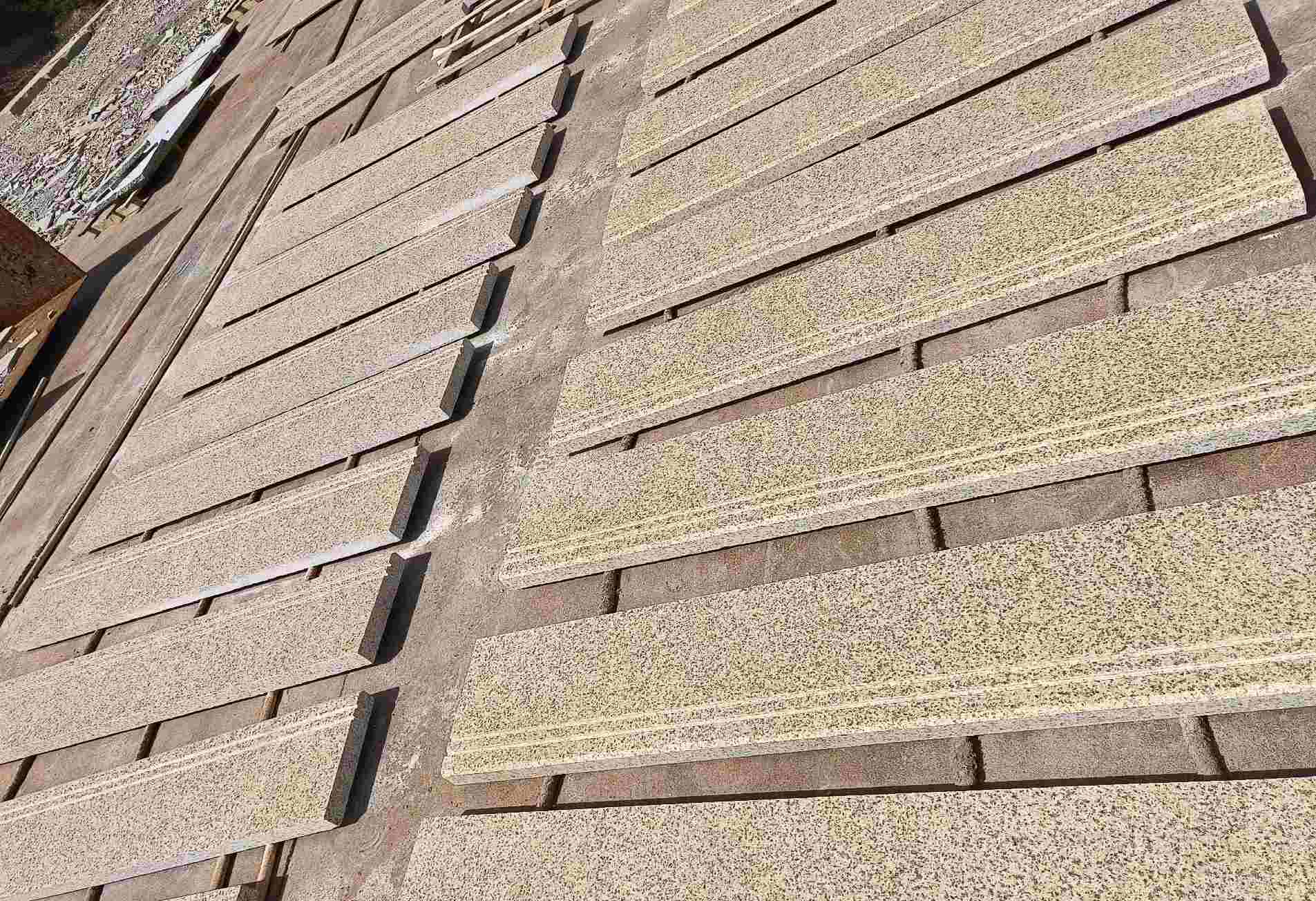 沈阳 黄金麻花岗岩光面楼梯踏步