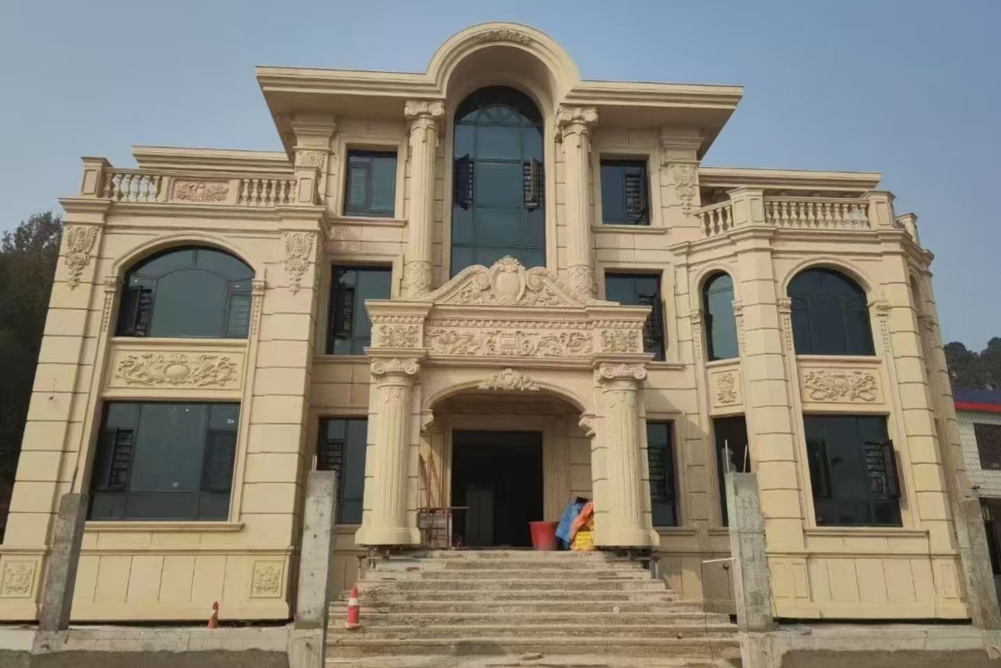 沈阳 黄金麻花岗岩别墅外墙干挂