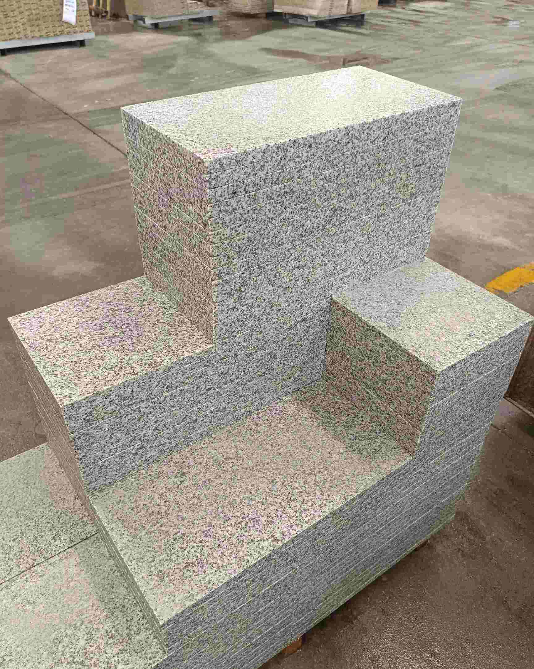 沈阳 白麻花岗岩荔枝面地铺石