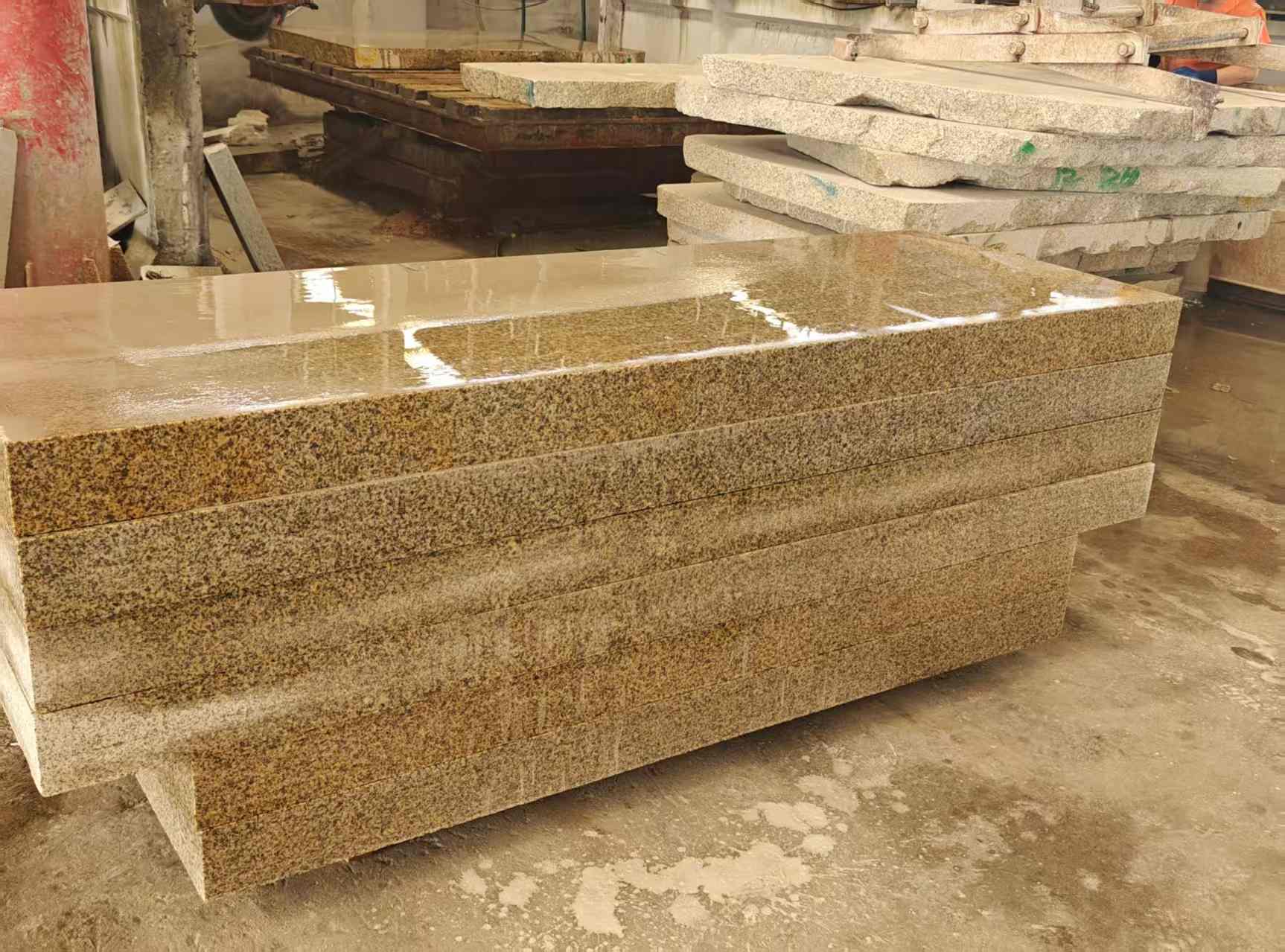 沈阳 黄金麻栏杆料半成品加工中